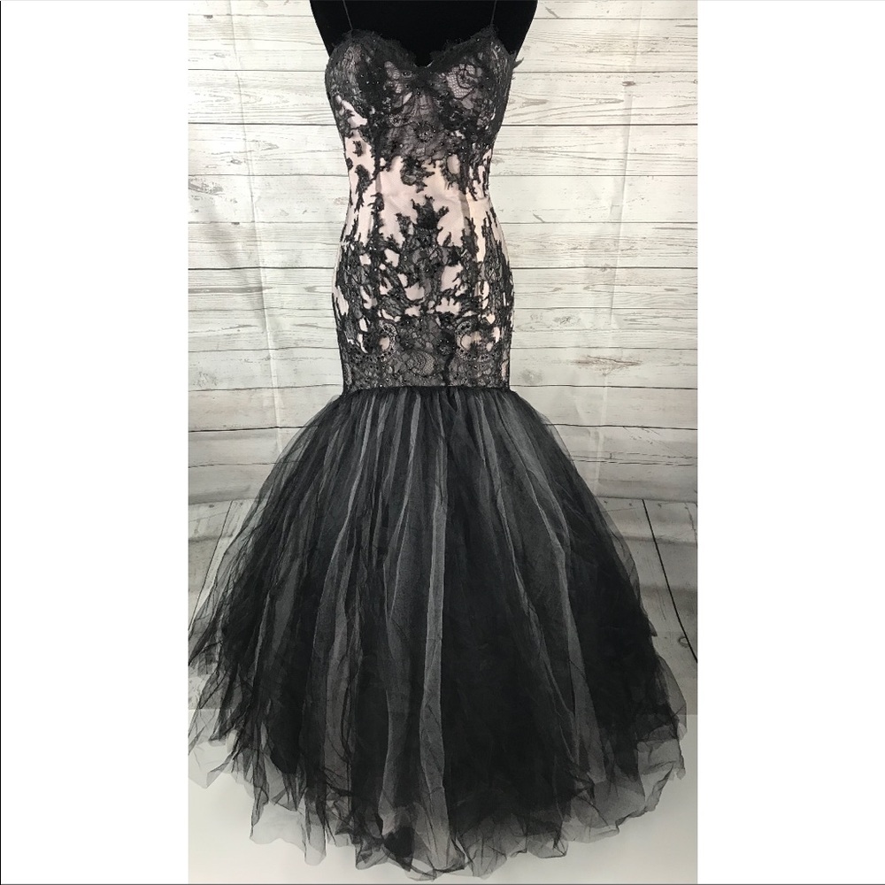 Lace prom dress